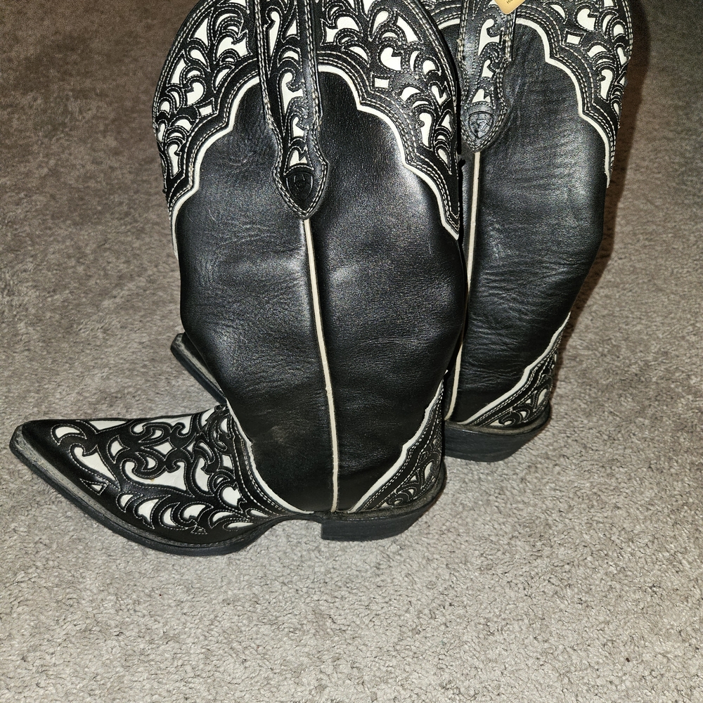 Ariat Black and White Western Cowboy Boots
